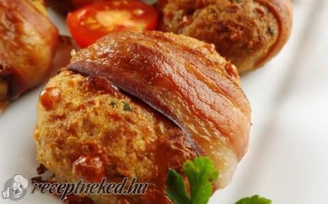 Sajtos fasírtgolyók baconbe tekerve