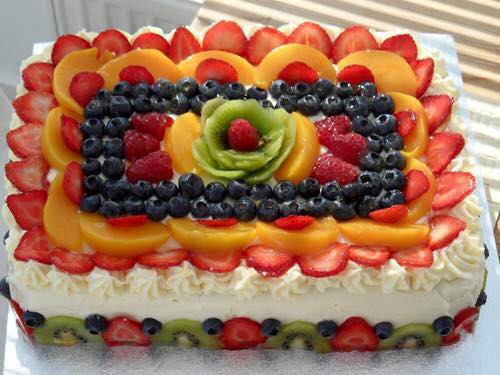 Gyümölcsös torta