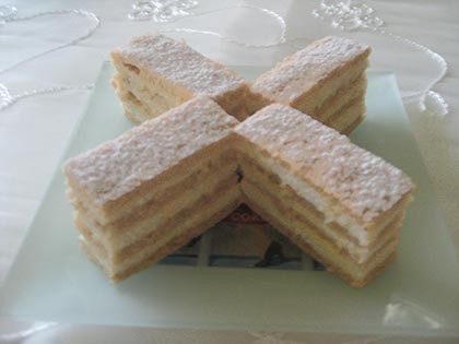 MÉZESKALÁCS SZELET