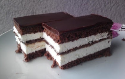 Habkönnyű kinderszelet