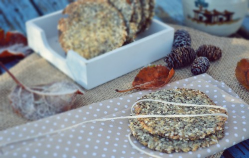 Chia -szezám ropogós paleo