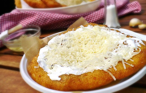 Kefires Lángos