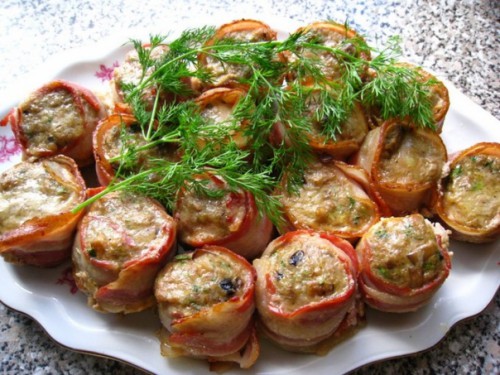 rulouri cu carnita de porc