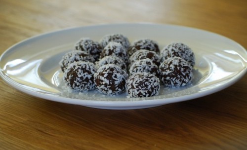 Kókuszgolyó   (sütés nélkül)