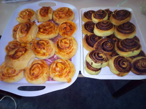 Pizzás-, és kakaós csiga