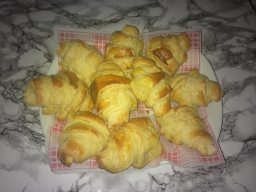 CROISSANT!